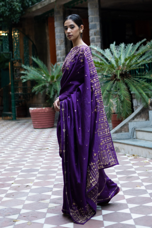 Violet hand embroidered silk saree (Set of 2)