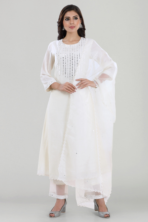 Off white Embroidered Chanderi Silk Kurta Set