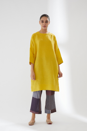 Yellow Tunic Set With Contrast Trousers