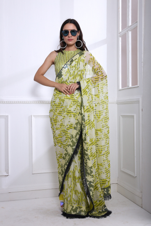 Fringed sheeting sari