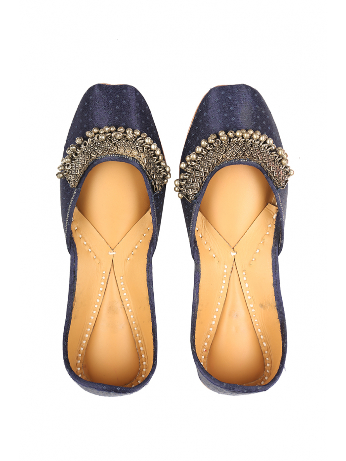 61 Footwear - Heels & Punjabi Jutti ideas | jutti, heels, footwear-hoanganhbinhduong.edu.vn
