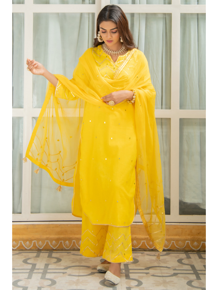 Pink Heavy Bandhani Suit With Gota Patti Work|Shop Bandhej Gota Patti  Salwar Suit Online|Jhakhas