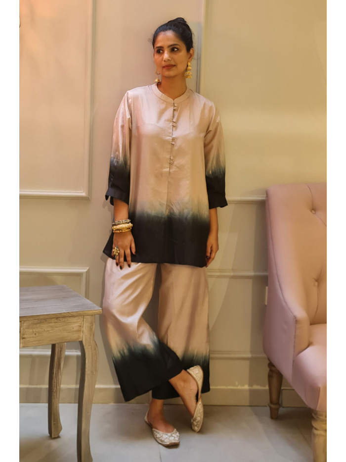 Buy Grey Printed Short Kurta With Pants & Mesh Dupatta Online - W for Woman