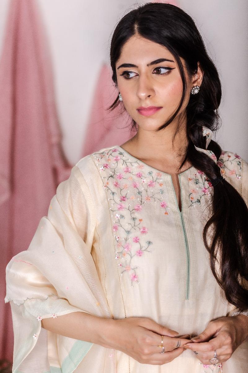 Summer Floral Embroidery Kurta Set- Off White