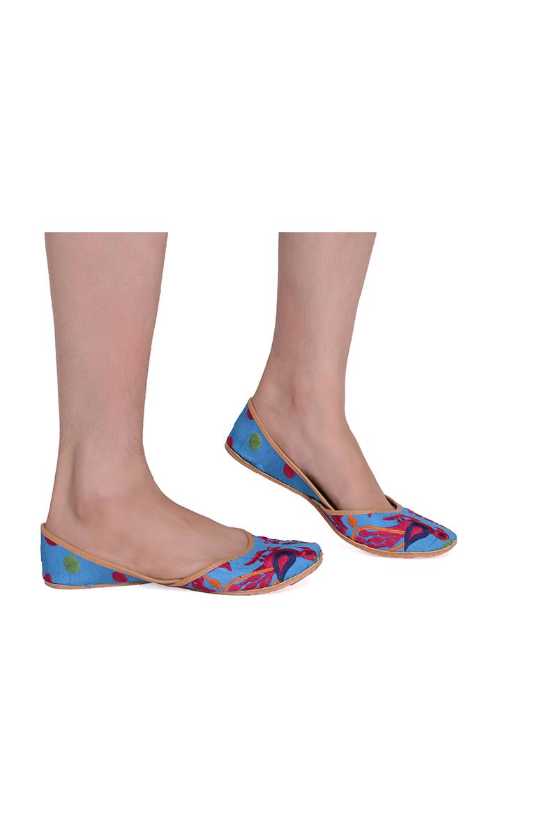 blue/pink purely parrot jutti
