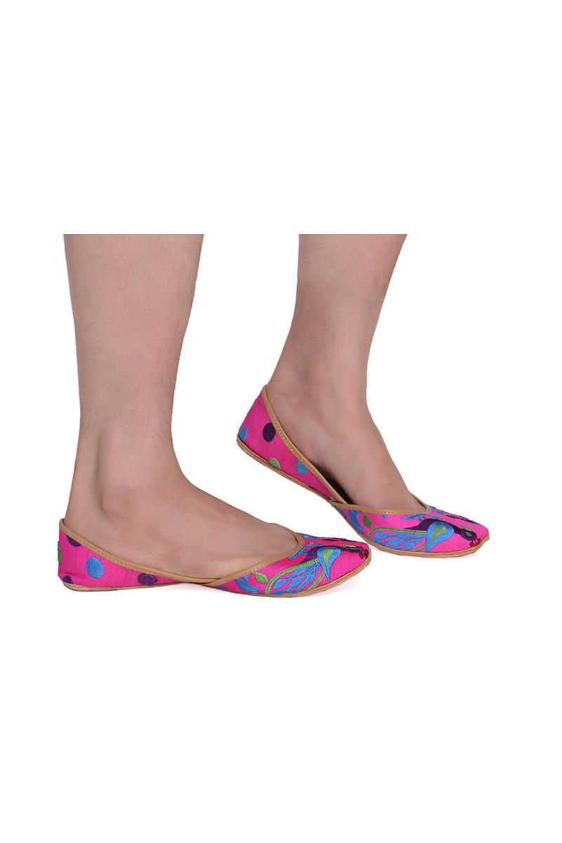 pink/blue purely parrot jutti