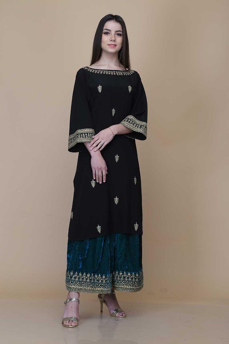 Tunic with velvet 4kali pants and organza dupatta