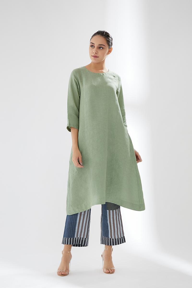 Flowing Tunic With Contrast Printed Trousers