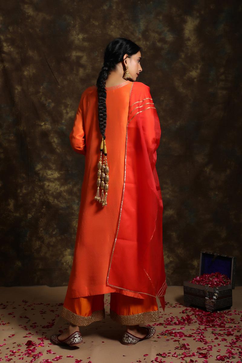 Laal baag Suit with jama and Organza Odhni