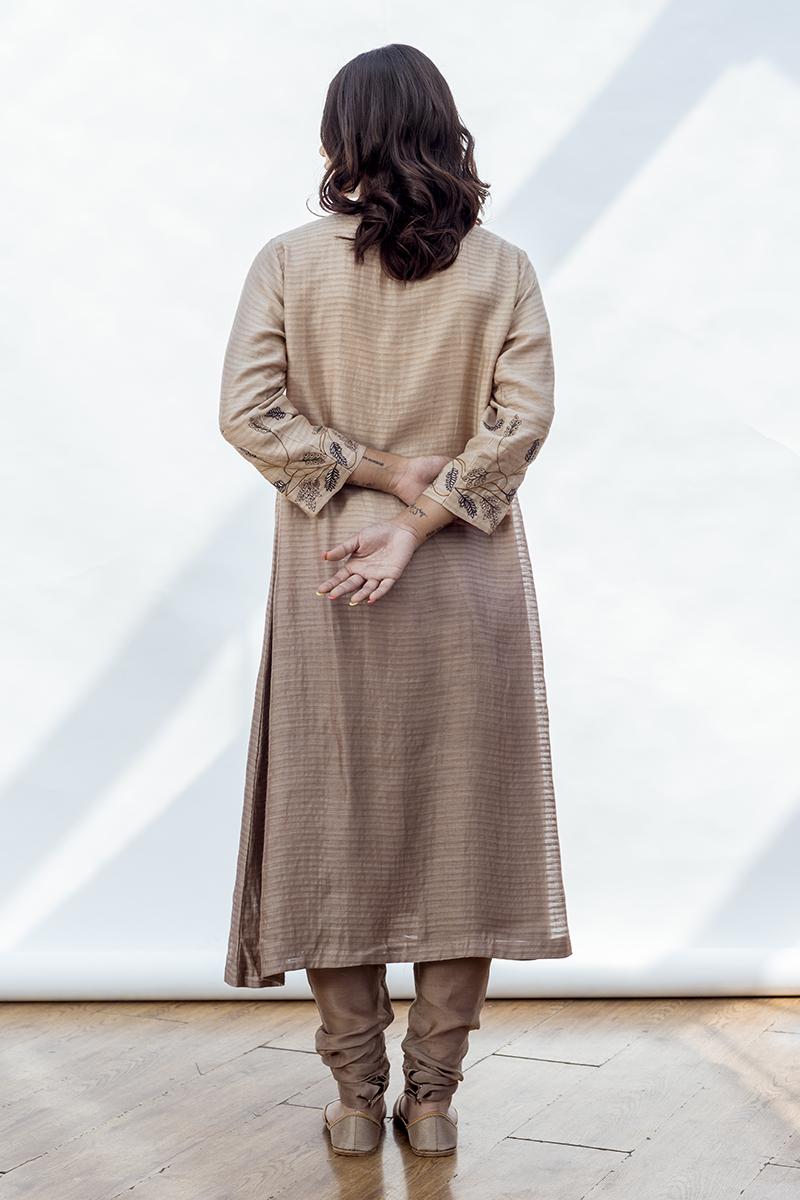 Sarah straight kurta with front opening and embroidery on the cuff