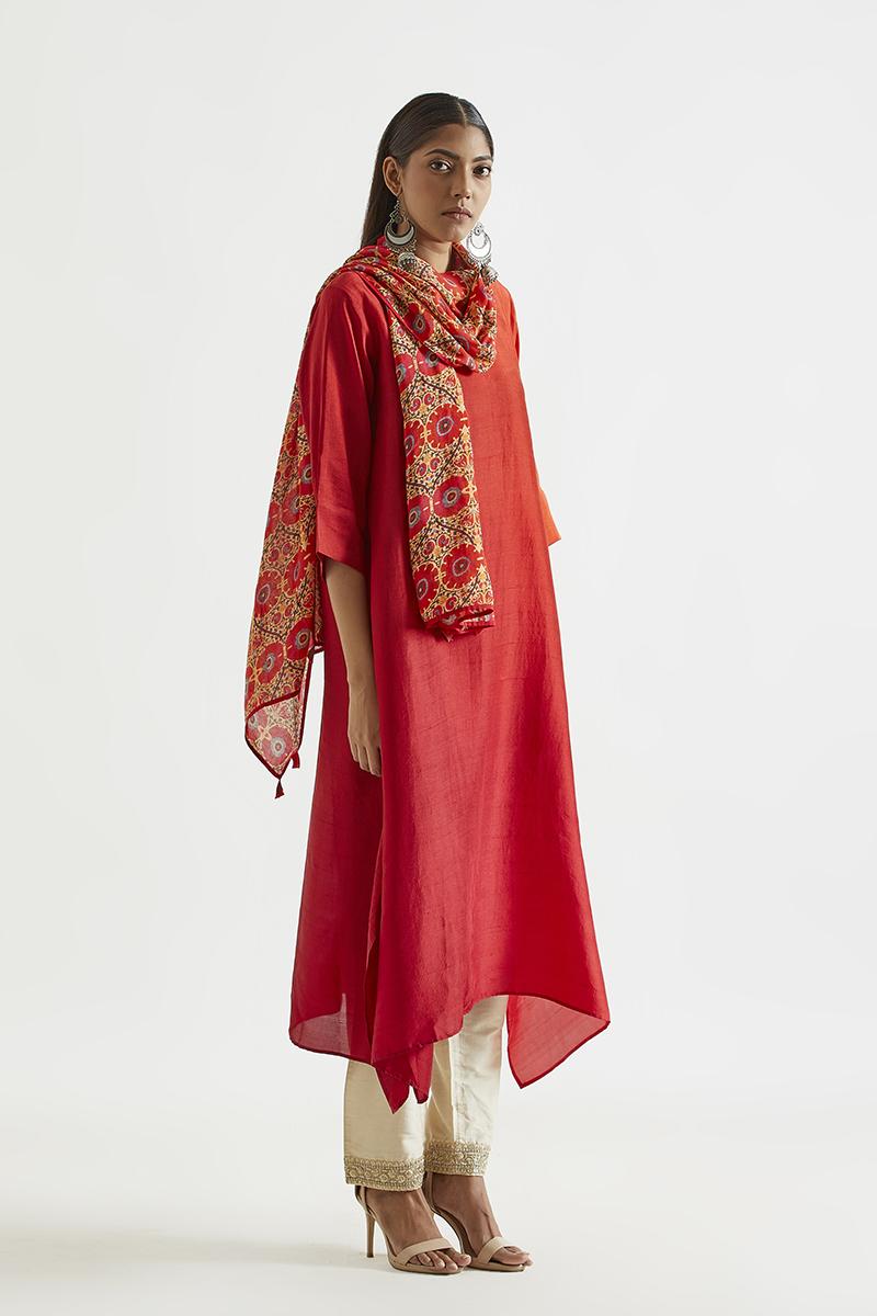 Orange red Ombre hued Asymmetric Dress kurta with silk printed stole
